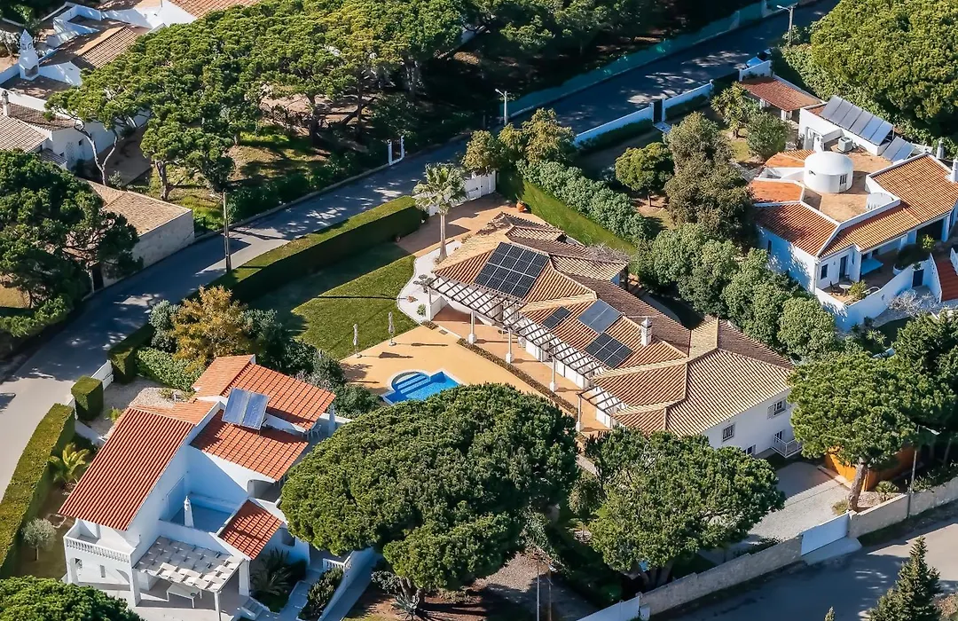 Exclusive Villa Toulouse With Pool In Falesia Algarve-1